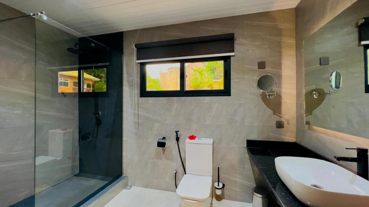 Le Port Guest House เบเซนต์แอนน์ ภายนอก รูปภาพ