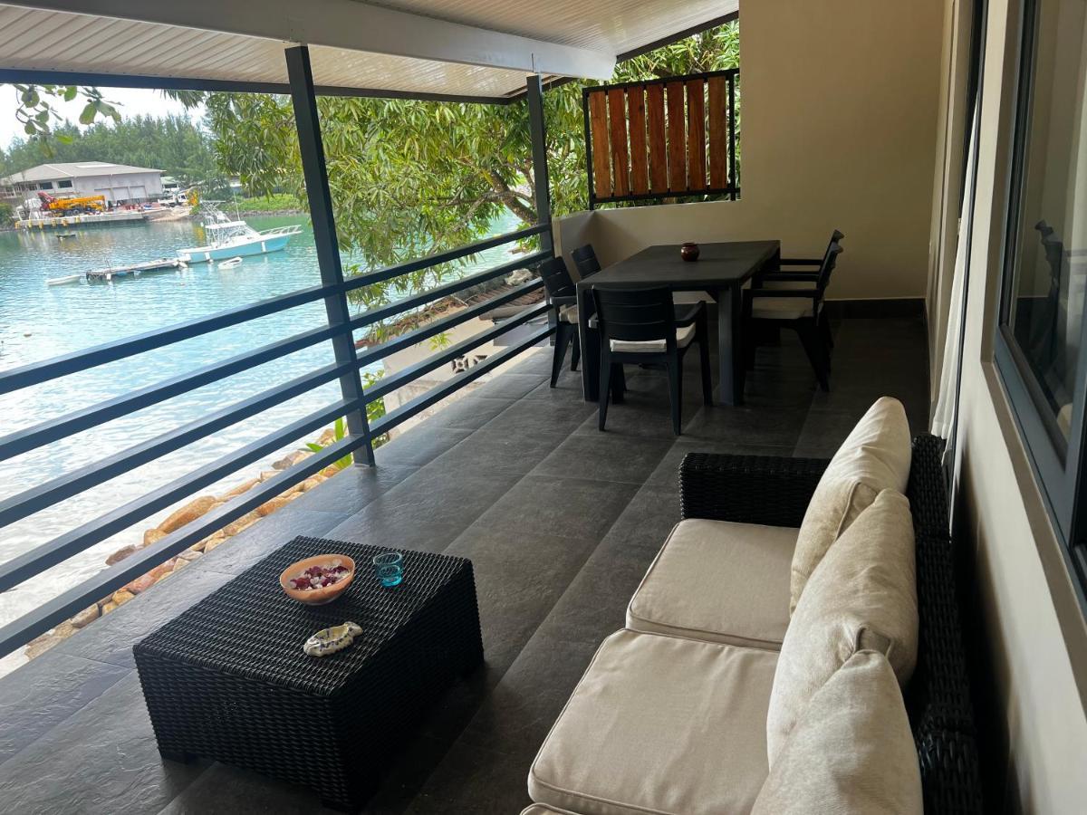 Le Port Guest House เบเซนต์แอนน์ ภายนอก รูปภาพ